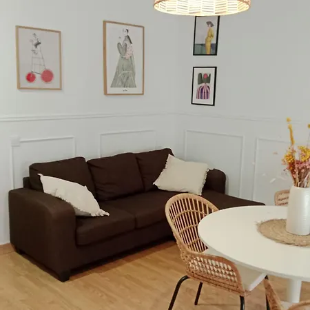 El Carabinero Wifi Ac Familias Y Parejas * Коніль-де-ла-Фронтера