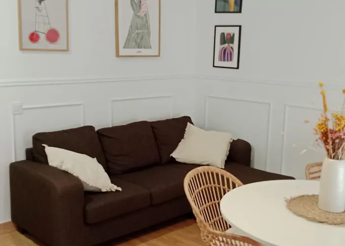 El Carabinero Wifi Ac Familias Y Parejas * Коніль-де-ла-Фронтера